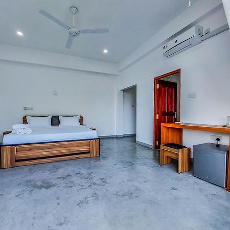 Zodiak Hotel Tangalle Exterior foto