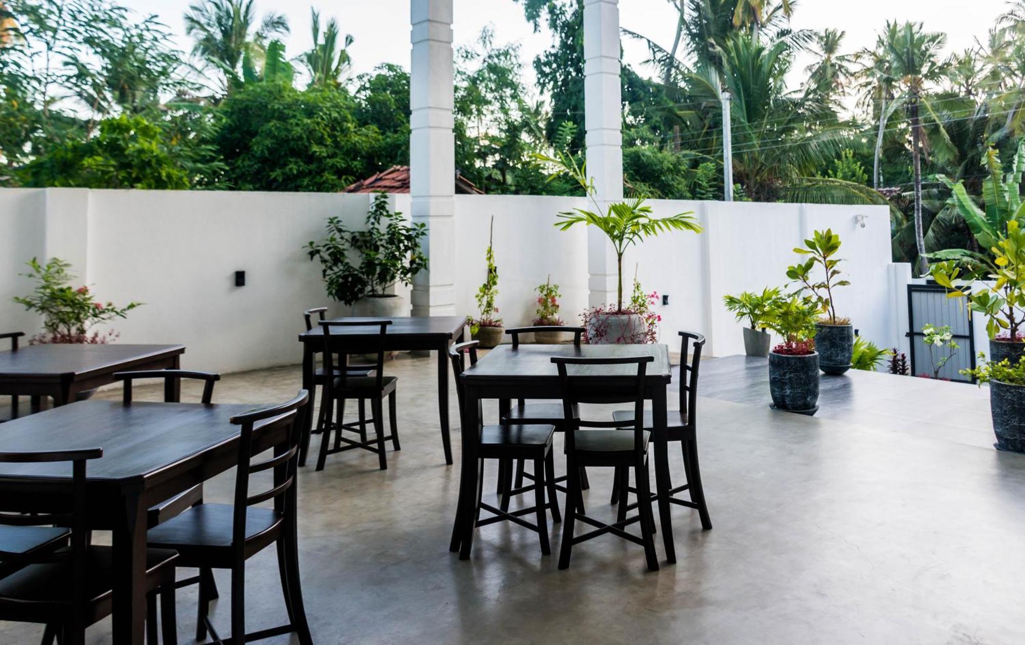 Zodiak Hotel Tangalle Exterior foto