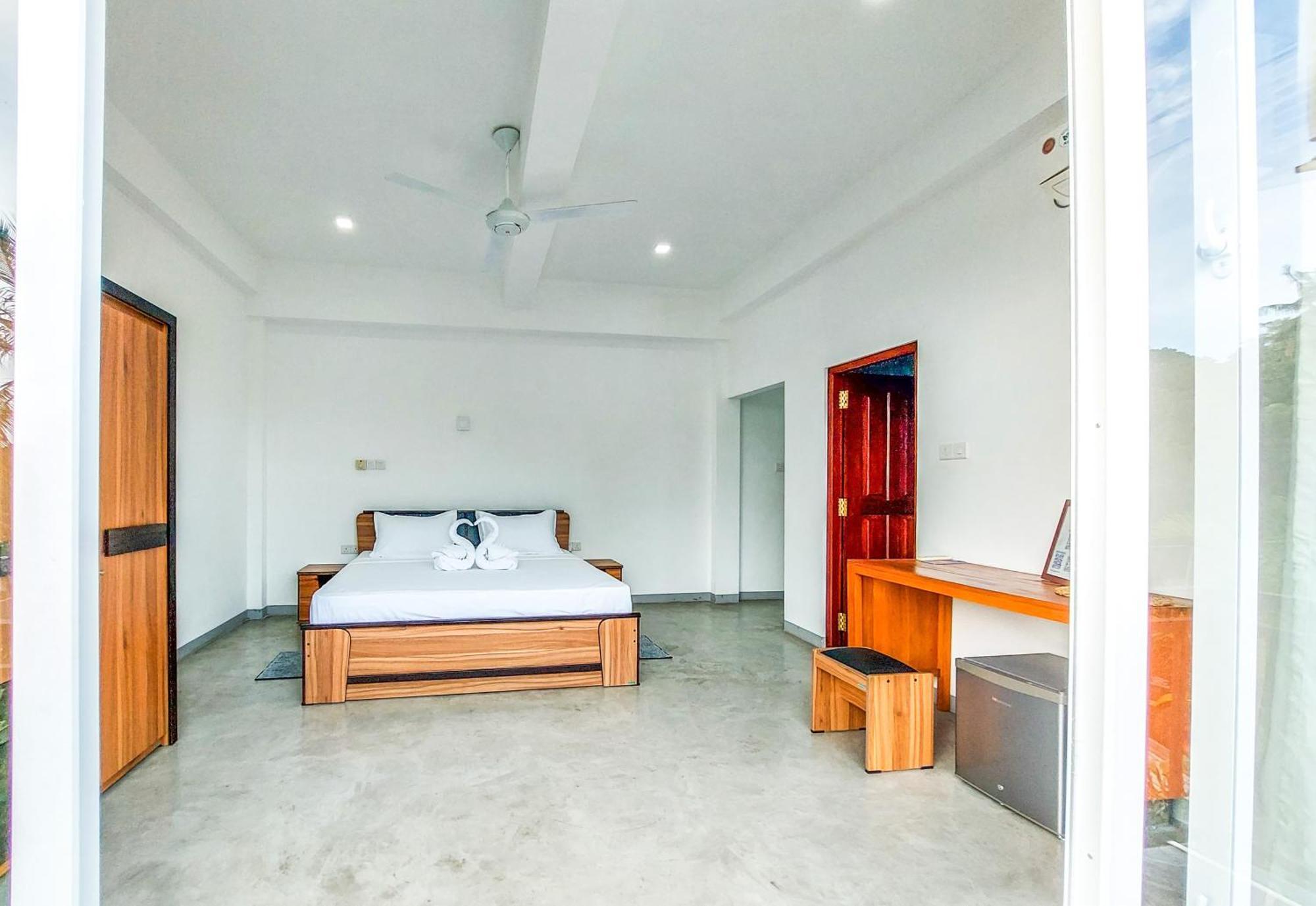 Zodiak Hotel Tangalle Exterior foto